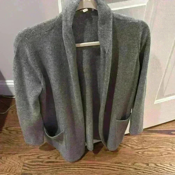 Loft cardigan, gray like new condition - Picture 4 of 4